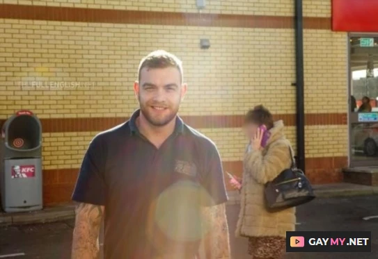 Andrew - Working Lunch (HD 720p) TheFullEnglish.net