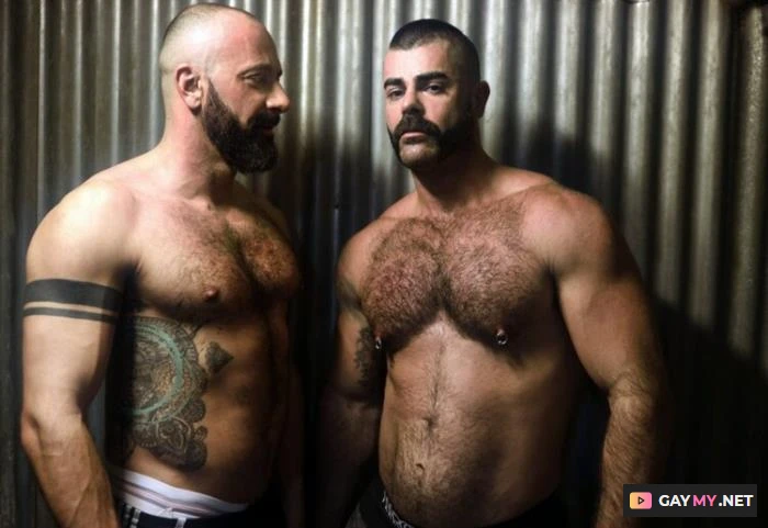 Seeded in a bar (HD 720p) EricVideos.com