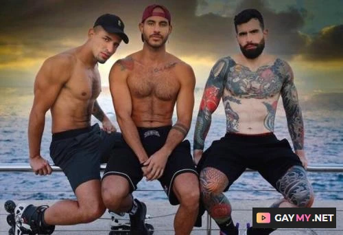 RollerMan fuck Patrick and Oscar (HD 720p) Fuck Sandwich, Muscles