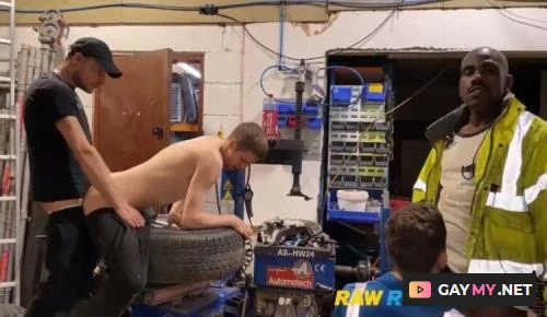 Ben Kane, Danny Ford, Jamie, Josh Innit, Tony Parker Ginder Lad Gets More Than 1 Oil Change (HD 720p)