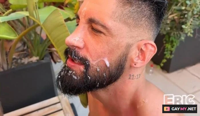 Justin Love Big Cocks (FullHD 1080p)