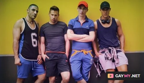 Devian hooks up with 3 guys (HD 720p)